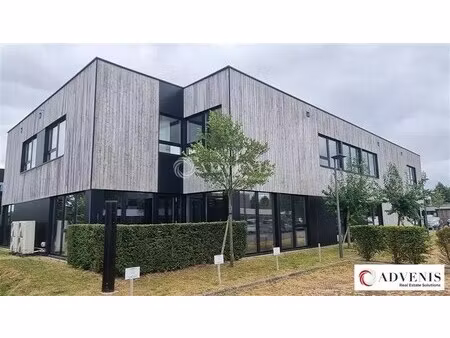 location bureaux 221 m² à 710 m²