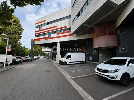 location local d’activités saint denis 93200 60m² à 971m²