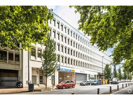 coworking - jusqu'à 5 postes