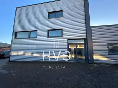 location bureaux 77 m²