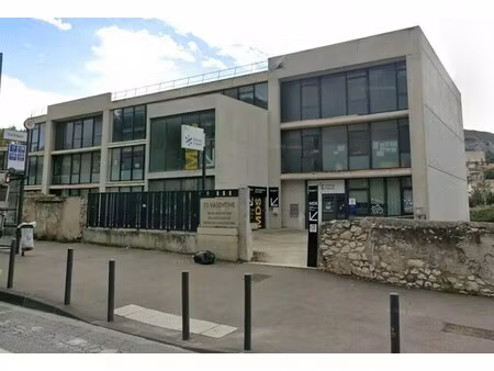 location bureaux 80 m² à 132 m²