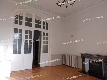 location bureaux 86 m²