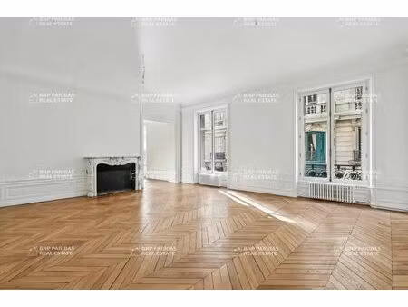 location bureaux 225 m²