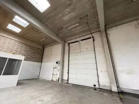 location entrepôt vitry-sur-seine 94400 1400m²