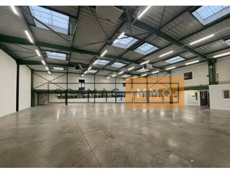 location entrepôt saint-thibault-des-vignes 77400 154m² à 1587m²