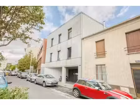 location bureaux 658m²