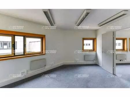 location bureaux 26 m² à 241 m²