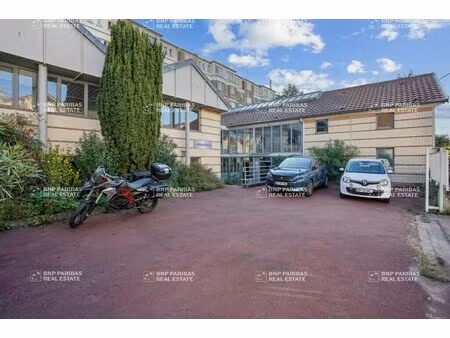 location bureaux 240 m² à 480 m²