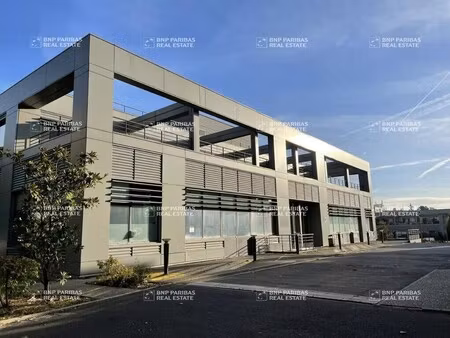 location bureaux 247 m² à 2 199 m²