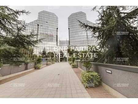 location bureaux 106 m² à 1 137 m²