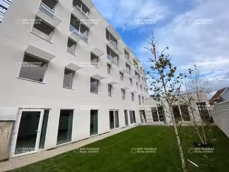 location bureaux 247m² à 621m²