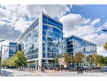 location bureaux 105 m² à 5 933 m²