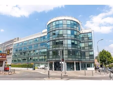 location bureaux 239 m² à 3 949 m²