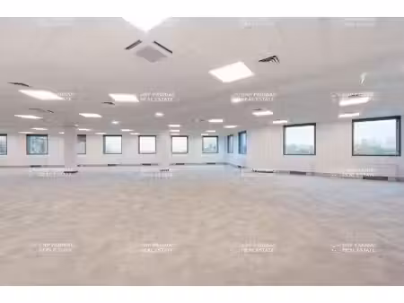 location bureaux saint-aubin 91190 337m² à 2983m²