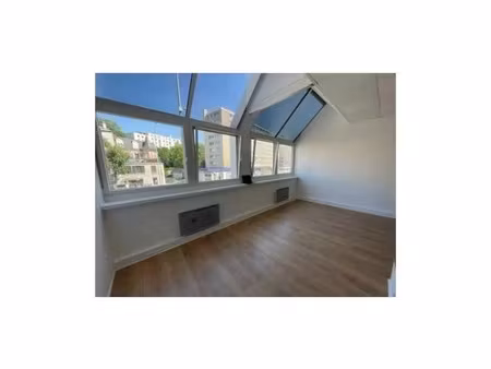 location bureaux 85 m²