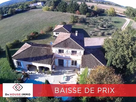 propriété de style provençal située en campagne  au calme à 7 kms de cordes sur ciel  avec
