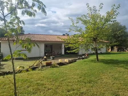 vente maison 4 pièces 131 m² le houga (32460)