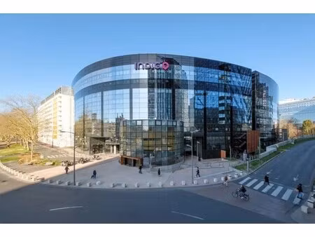 location bureaux 313 m² à 7 425 m²