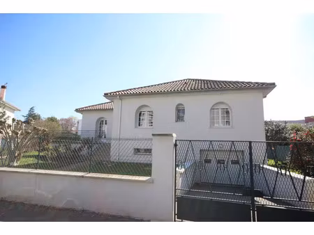 vente maison pau 64000 - - surface privée