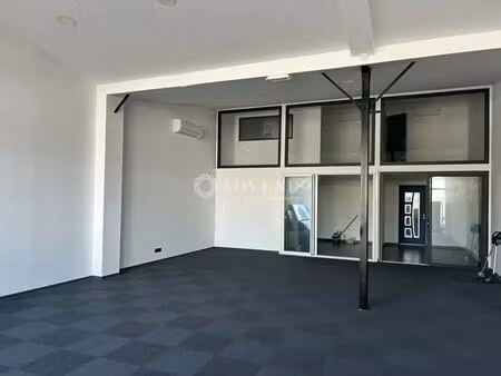 location commerce narbonne 11100 160m²