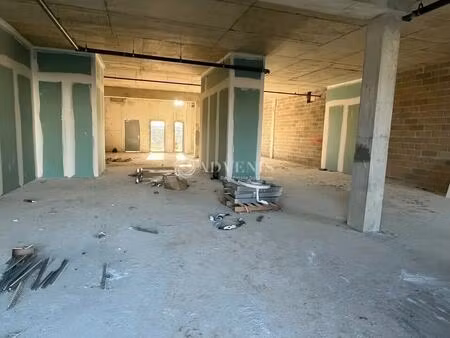 location commerce 509 m²