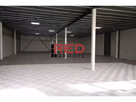 location commerce istres 13118 240m² à 810m²