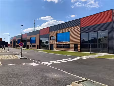 location commerce 300m² à 1200m²