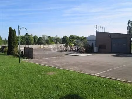 location commerce mexy 54135 1400m²