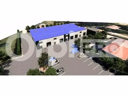 location commerce 180 m²