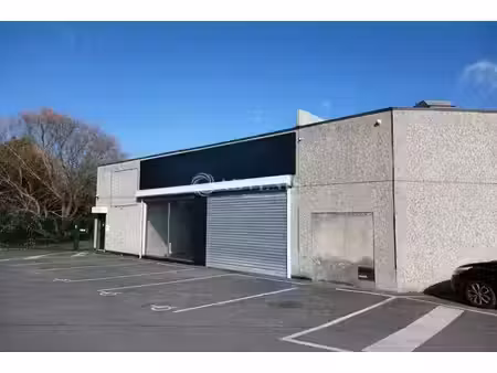 location commerce roncq 59223 360m²