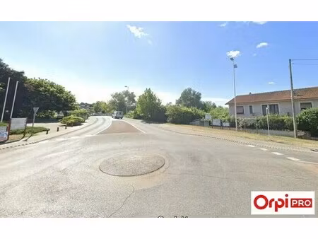 location commerce 80 m²