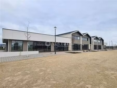 location commerce tomblaine 54510 225m²