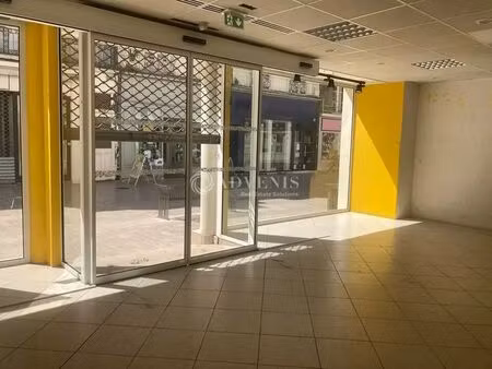 location commerce vendome 41100 350m²