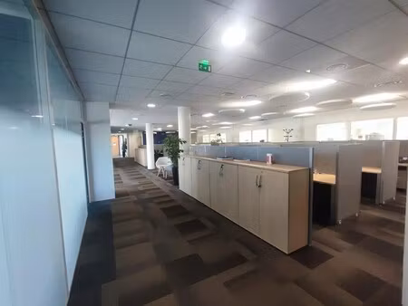location bureaux 290 m² à 610 m²