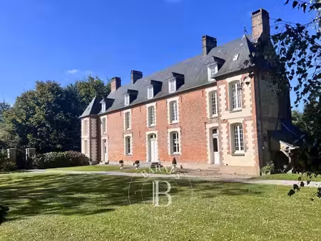 château à vendre à illois