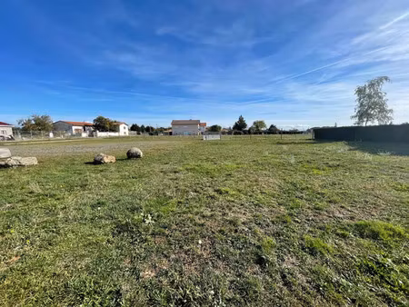 vente terrain 378 m² sainte-agathe-la-bouteresse (42130)