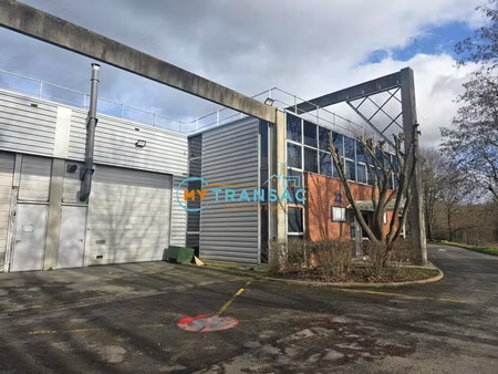 location local commercial