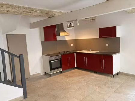 location maison 2 pièces 58 m² à cadenet (84160)
