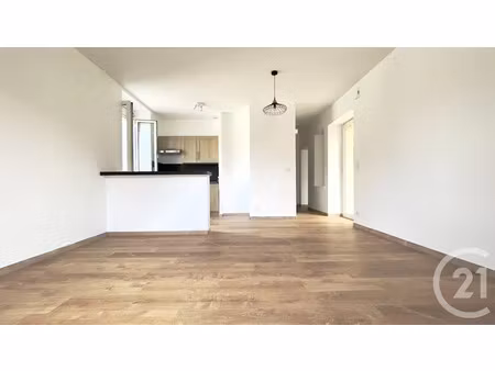 location appartement 3 pièces 51 m² à perigueux (24000)  720 €