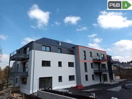 bel appartement deux chambres avec terrasse