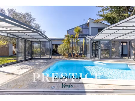 vente maison 11 pièces 250 m² à saint-sebastien-sur-loire (44230)  599 000 €
