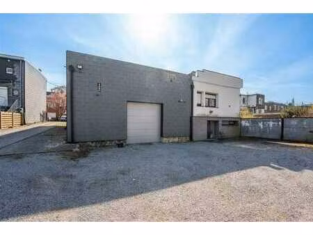 entrepôt avec bureaux à rocourt