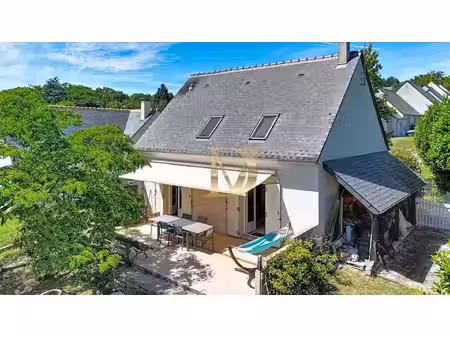 maison familiale avec jardin arboré et terrasse proche chen