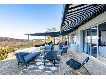 propriété d’exception avec prestations haut de gamme et environnement privilégié