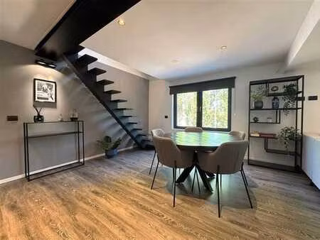 duplex 2 ch - 2 sdb - parking - lac genval