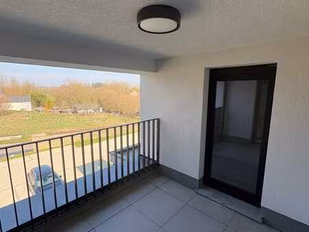 bel appart 2 ch + terrasse + parkings – lumineux