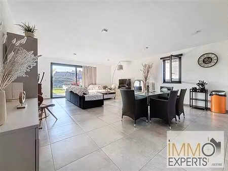 appartement 1 chambre + bureau avec jardin