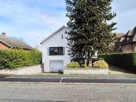 maison 4 façades avec 3 chambres  jardin et garage