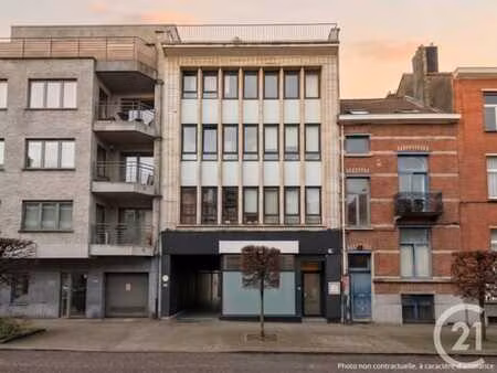 etterbeek : apt 1ch de +/- 87m² / localisation +++