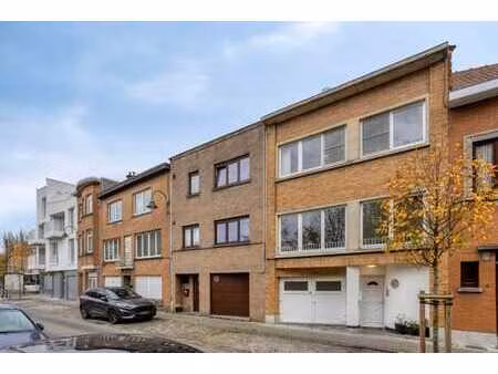 bel-étage avec 4 chambres  idéal comme maison kangourou